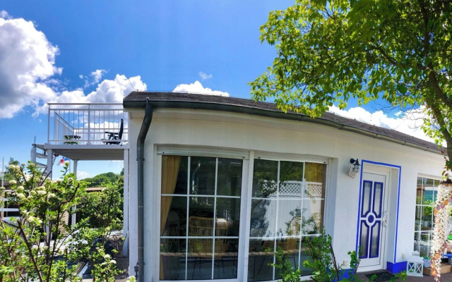 Serene Waterview Retreat 2 Bedrooms in Mönkebude, Germany