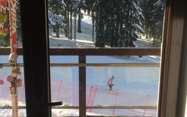 Stenata Huge Ski To Door Apartment