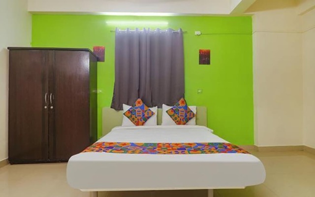 FabHotel Broholic