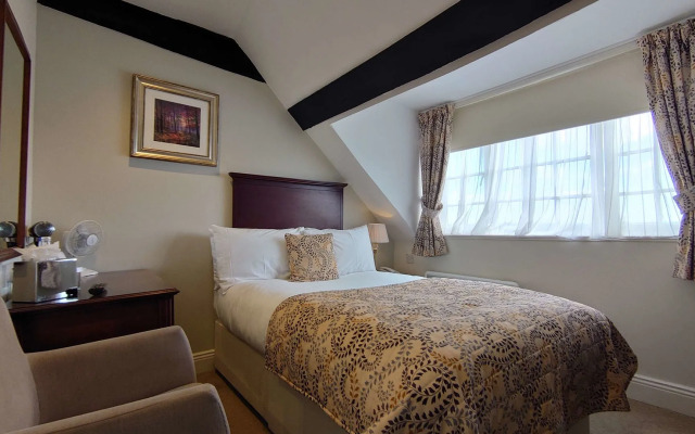 Sleeping Bear Hotel Dorchester