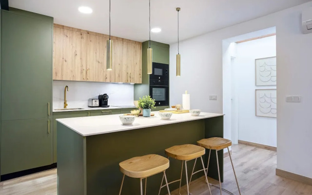 Cozy Apartment Near El Palo Malaga. Antonio Trueba