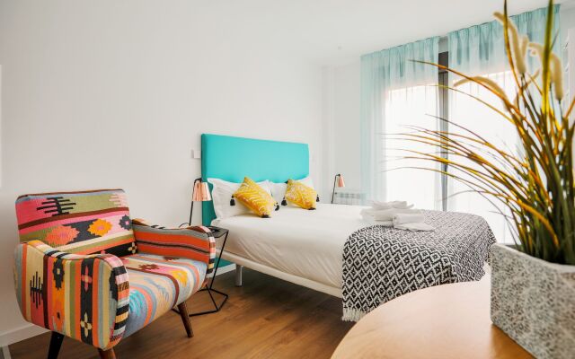 Home Art Apartments Salamanca