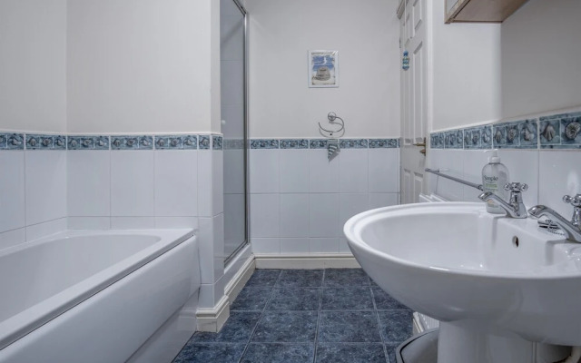 Arcadia - 1 Bedroom Apartment - Tenby