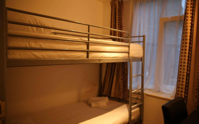 Townhouse Hotel