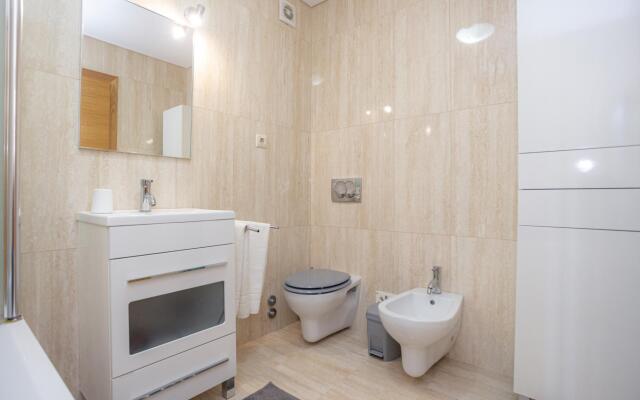 Buarcos Sunset Apartment by Rent4all