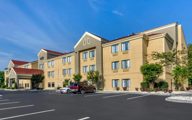 Comfort Inn & Suites Troutville-Roanoke North