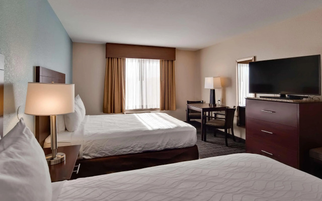 Best Western Plus Gateway Inn & Suites