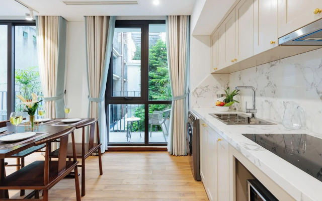 Cara Rustic Apartment