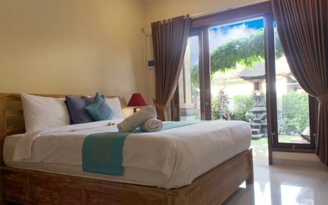 CR Tris Rooms Seminyak