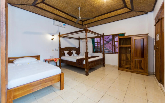 Sayong House – Guest Rooms – Ubud