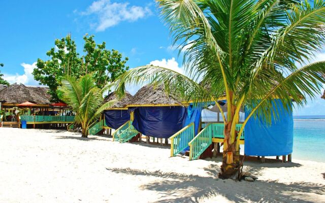 Taufua Beach Fales