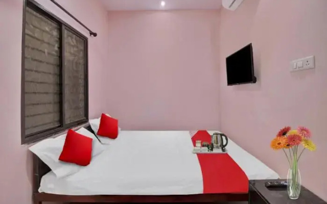 Flagship 90881 R K Guest House
