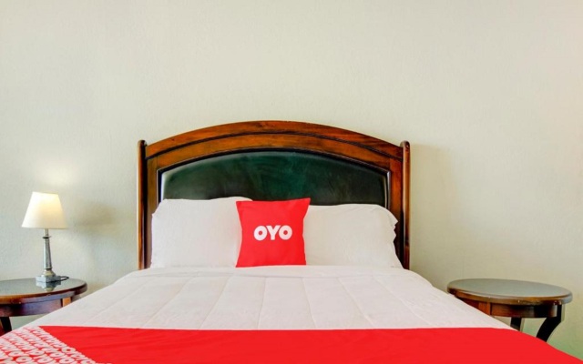 OYO Hotel Dundee By Crystal Lake