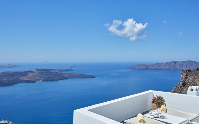 Katikies Chromata Santorini - The Leading Hotels of the World