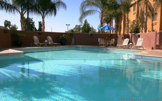 Best Western Plus Arrowhead Hotel