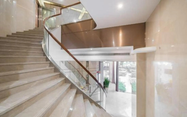 Ming Ting Hotel (Shenzhen Nanshan Metro Station)