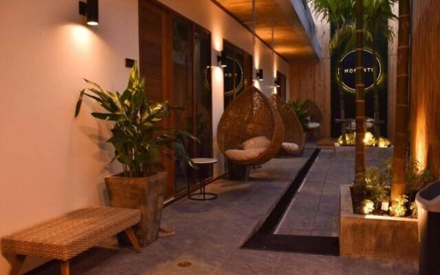 Momento Bangtao Beach