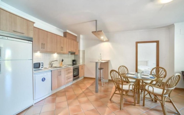 Villa - 2 Bedrooms with Pool - 106428