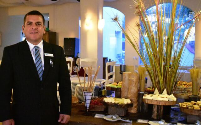 Crown Paradise Club Puerto Vallarta All Inclusive
