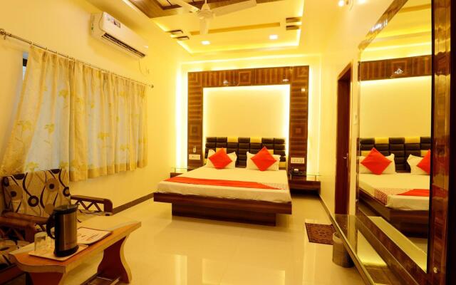Hotel Bharat Niwas