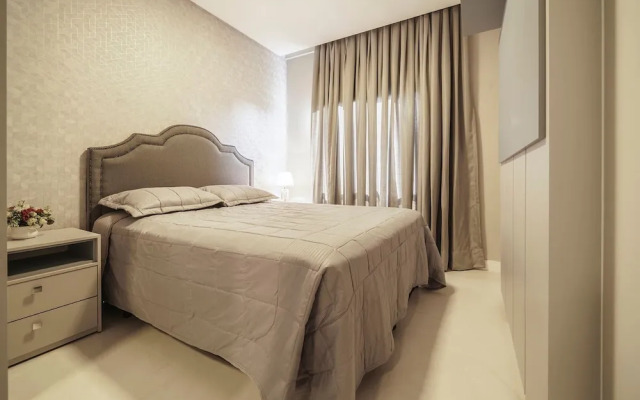 833-Apartamento 2 suítes em Bombinhas