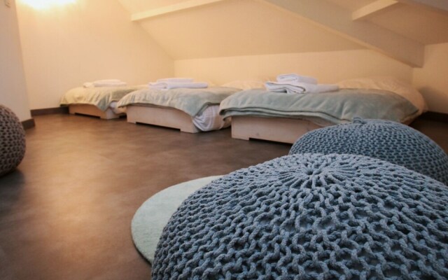2 bd apartment with sauna- center Annecy