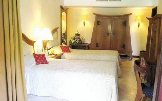 Hotel Equator Surabaya