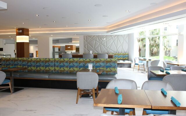 Holiday Inn Miami Beach - Oceanfront by IHG