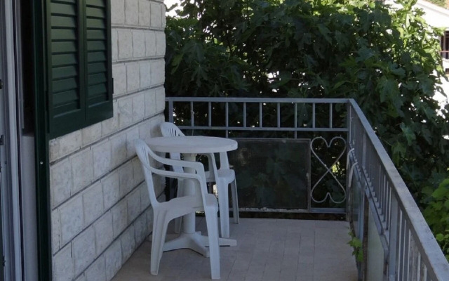 Pero - 70m From the sea - A1