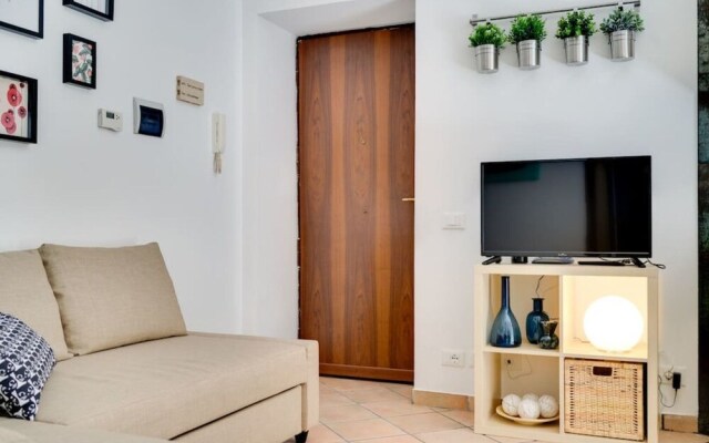 Modern & Charming 3 bed Flat in Central Location