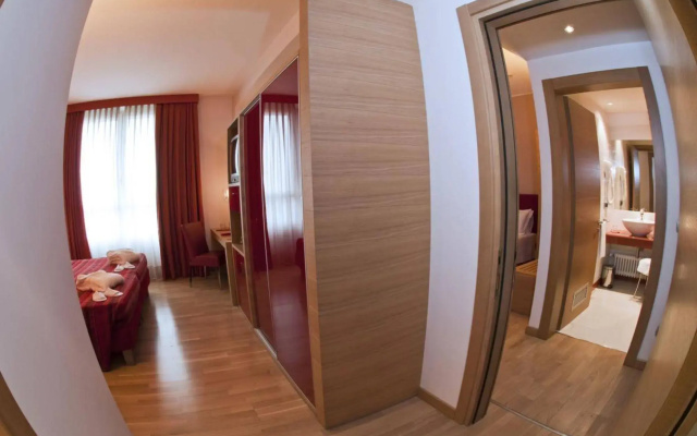 B&B HOTEL Remilia
