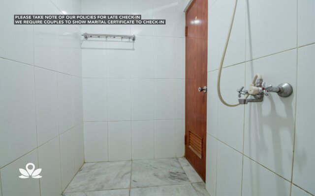 Guest House Aini I