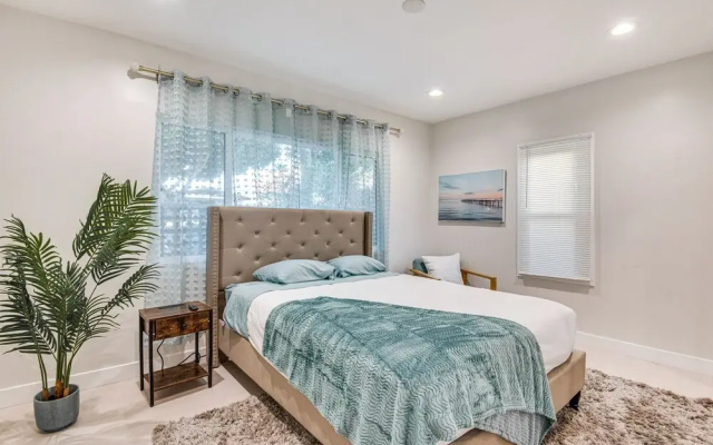 Windsor Hills Home w/ Grill & Yard, Near Beaches