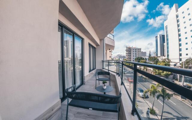Breakfast Included at Regatta Living 301