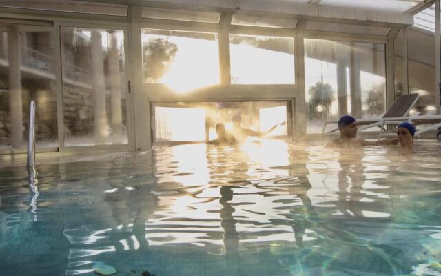 Residence con piscina a Monteverdi