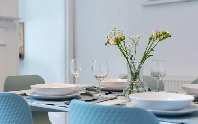Host Stay Caversham Westfield House