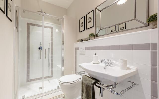 The Park View Apartment