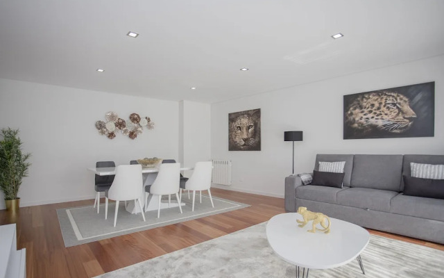Liiiving-Luxury RiverView Apartment VIII