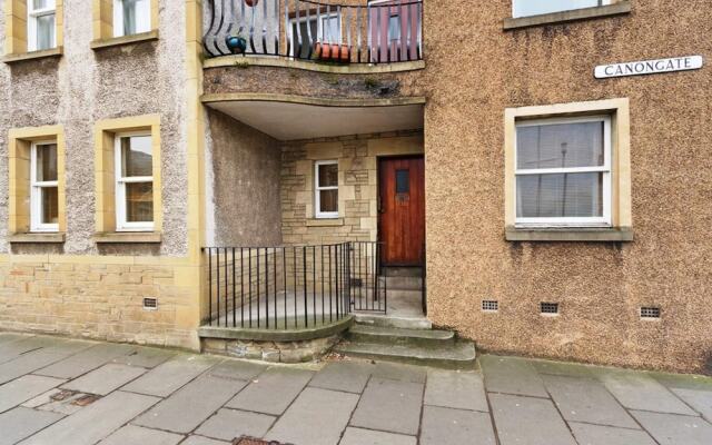 357 - Canongate Apartment