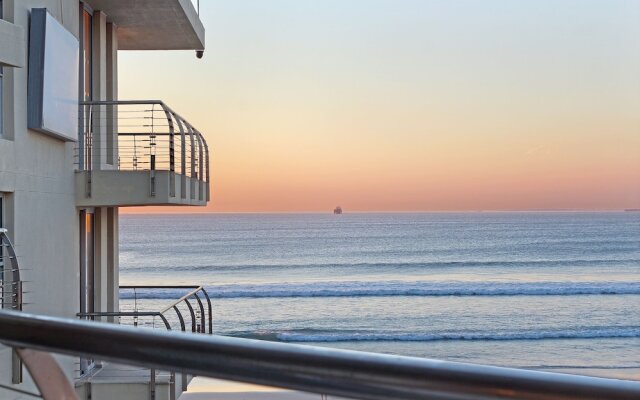Lagoon Beach 202