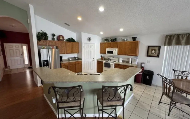 Cullen Villa 4 Bedroom Home