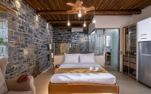 Elena Junior Deluxe Suite by Estia