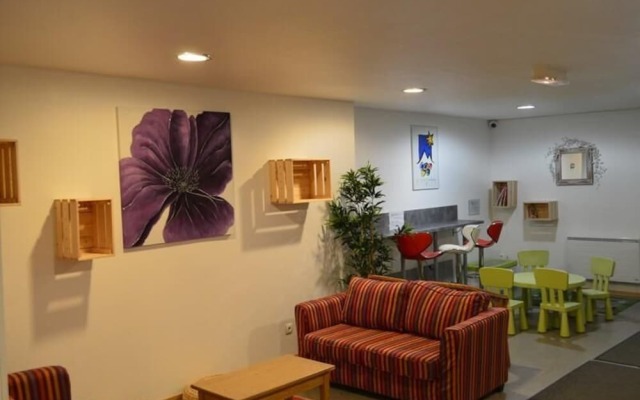 2 Pièces Pour 4 Peronnes en Face des Pistes