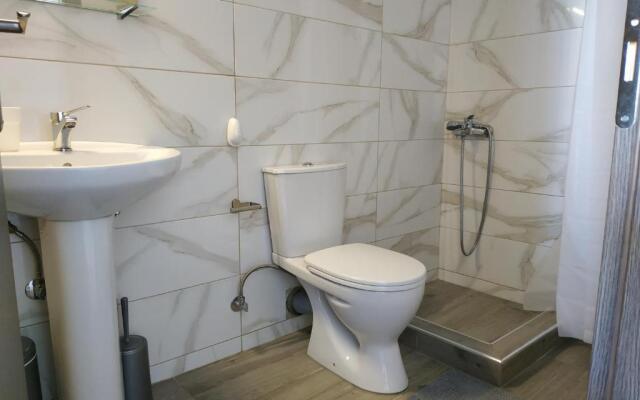 Athani Summer House (Apartments 03 - 04)
