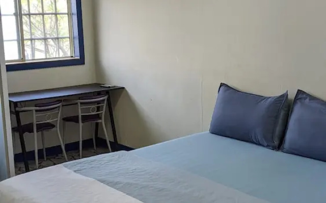 The Lodge for Cyclists - Hostel
