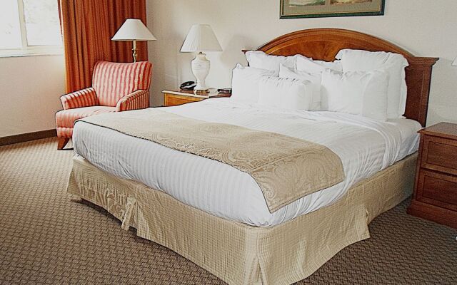 Quail Hollow Resort - A Trademark Collection Hotel