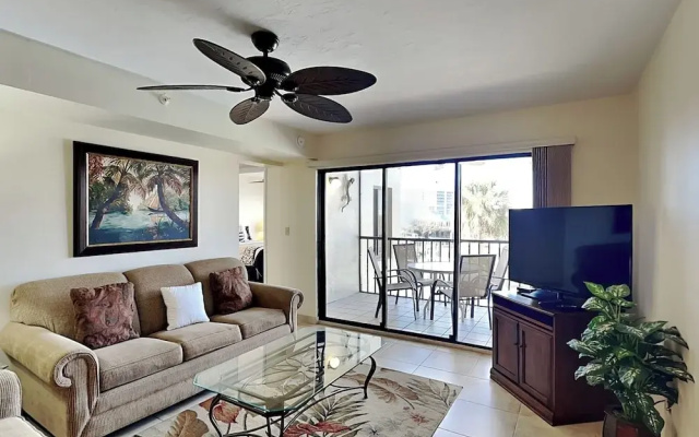 Santa Maria 208 by Distinctive Beach Rentals