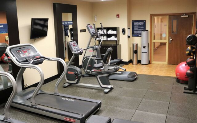 Hampton Inn & Suites Fremont