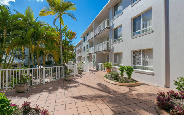Bay Lodge Apartments