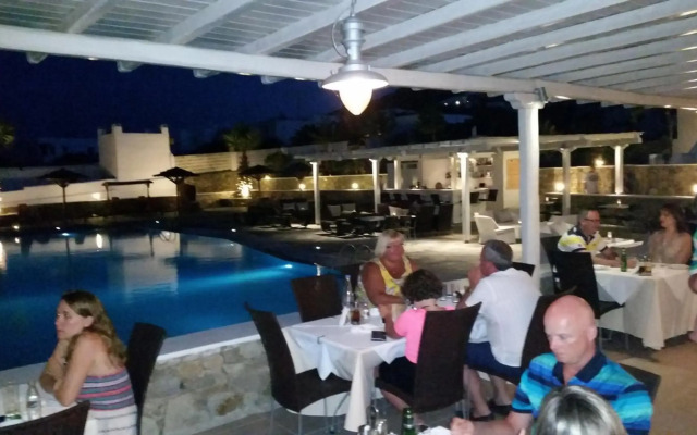 Yiannaki Hotel